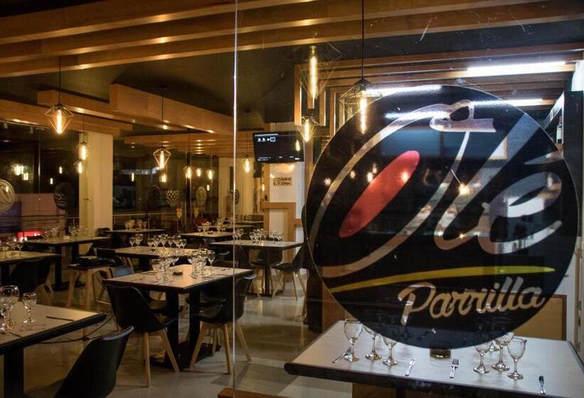 בית מלון כפרי Guaitipan Plaza