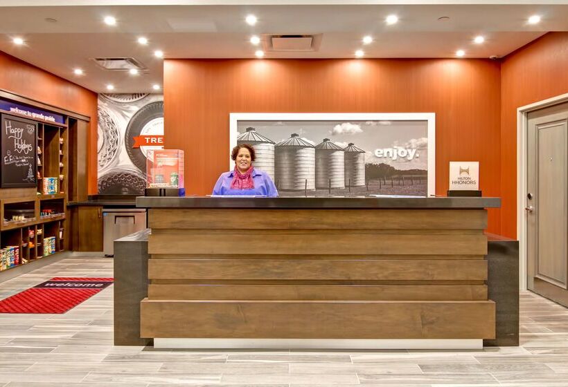 فندق Hampton Inn & Suites By Hilton Grande Prairie