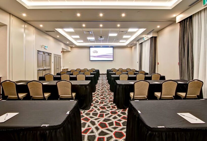 فندق Hampton Inn & Suites By Hilton Grande Prairie