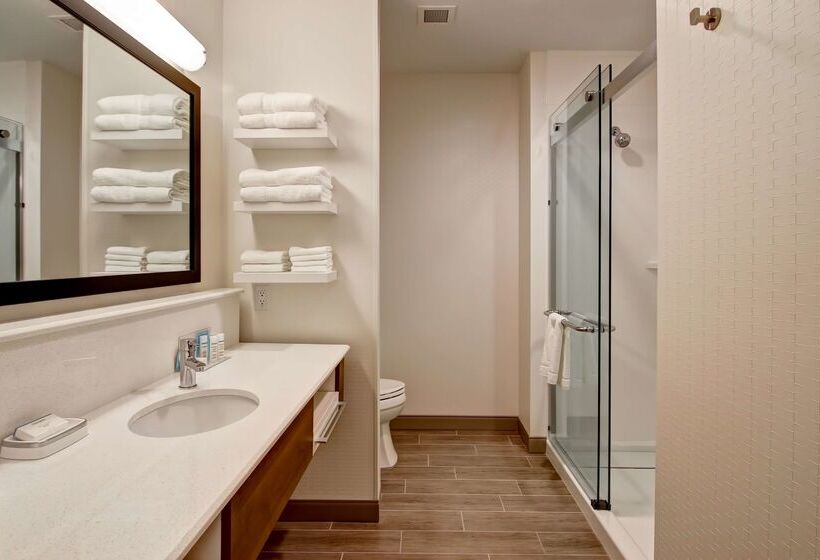 בית מלון כפרי Hampton Inn & Suites By Hilton Grande Prairie