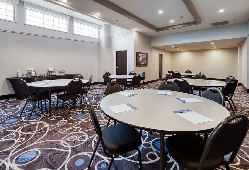 فندق Holiday Inn Express   Kansas City Downtown, An Ihg