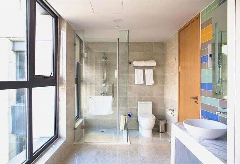 ホテル Holiday Inn Express Zhangjiakou Park View