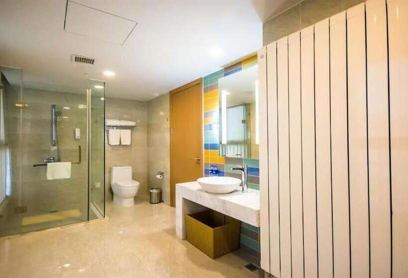 ホテル Holiday Inn Express Zhangjiakou Park View