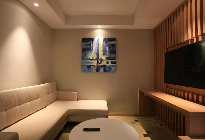 ホテル Holiday Inn Express Zhangjiakou Park View