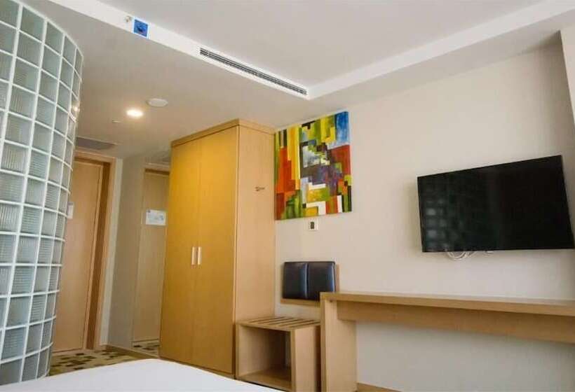 ホテル Holiday Inn Express Zhangjiakou Park View