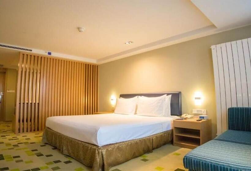 ホテル Holiday Inn Express Zhangjiakou Park View