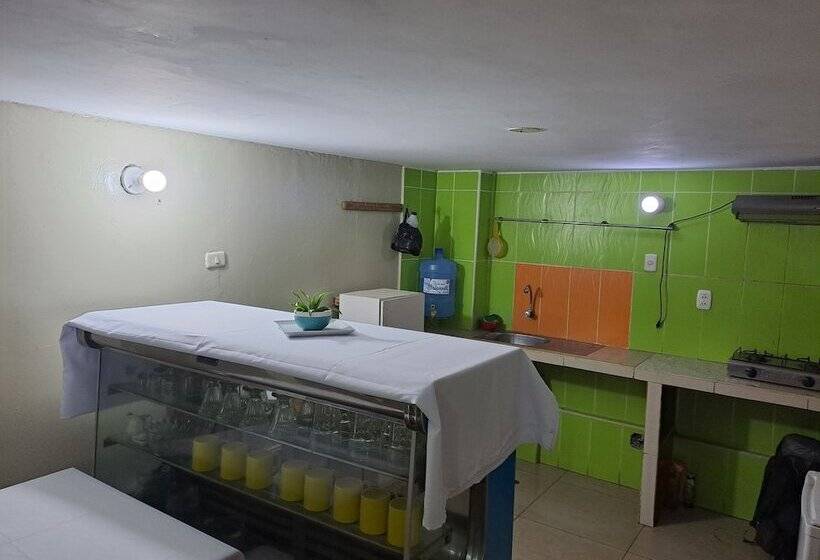 هتل Hospedaje El Emperador