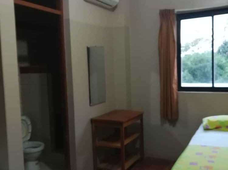 هتل Hospedaje El Emperador