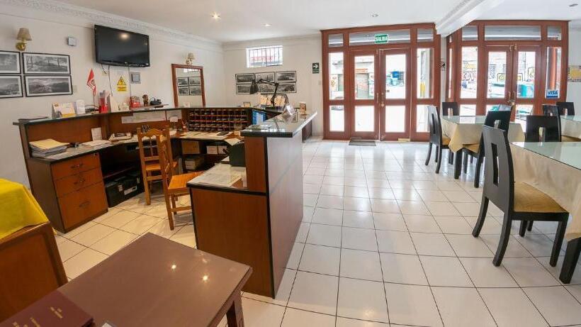 هتل Incasol, Feliz Año 2025 Que Las Estrellas Iluminen Cada Uno De Tus Viajes Este Año