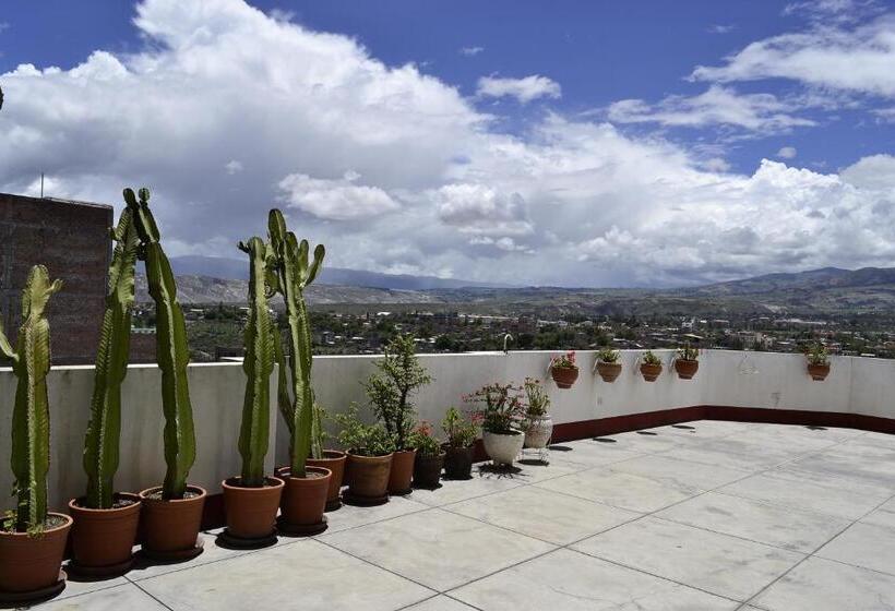 هتل Incasol, Feliz Año 2025 Que Las Estrellas Iluminen Cada Uno De Tus Viajes Este Año