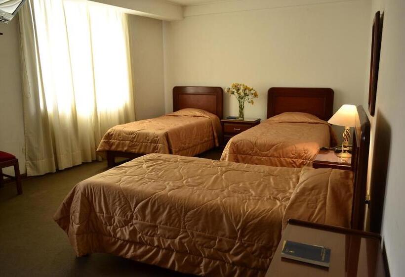 هتل Incasol, Feliz Año 2025 Que Las Estrellas Iluminen Cada Uno De Tus Viajes Este Año