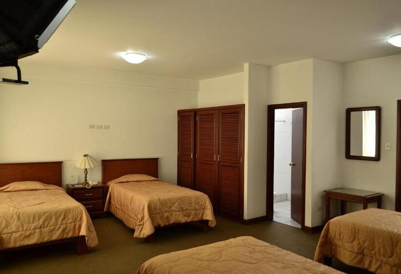 هتل Incasol, Feliz Año 2025 Que Las Estrellas Iluminen Cada Uno De Tus Viajes Este Año