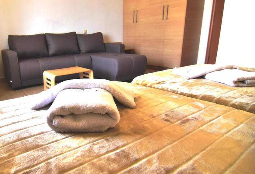 בית מלון כפרי Iridanos