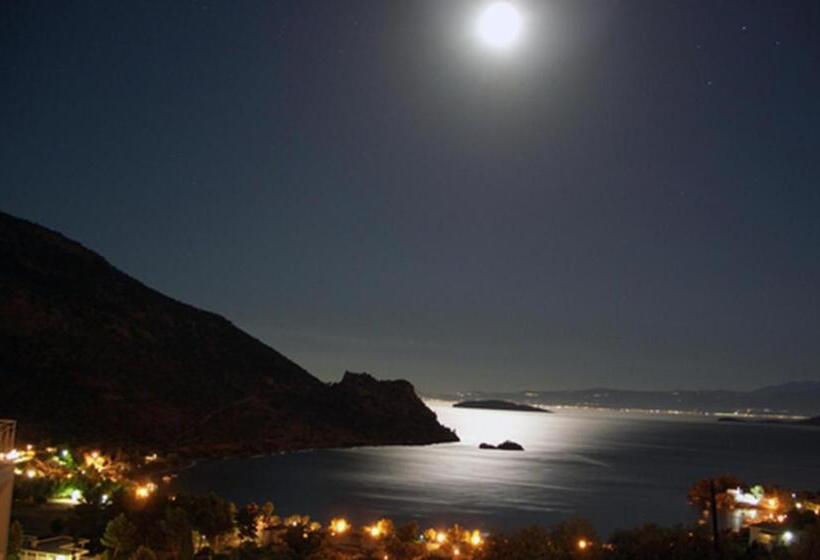 בית מלון כפרי Iridanos