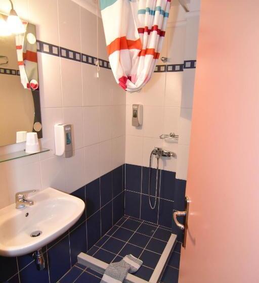 בית מלון כפרי Iridanos