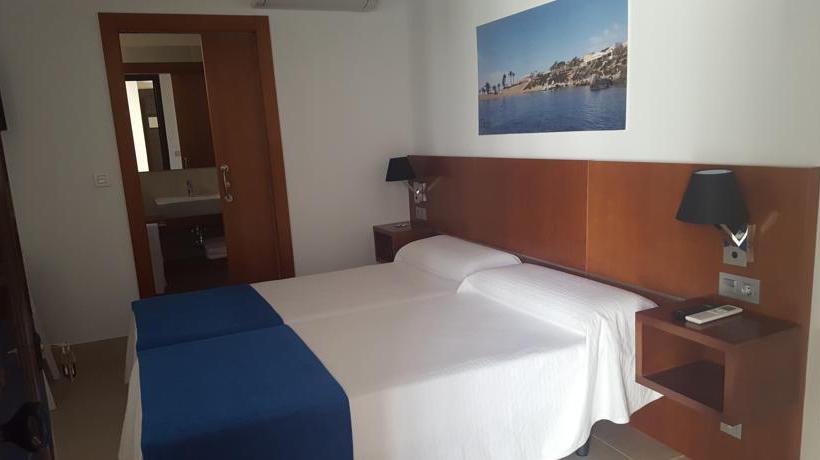 Отель Isla Plana