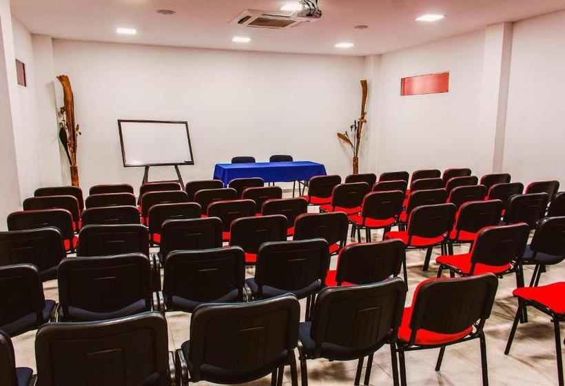 בית מלון כפרי La Ciudad