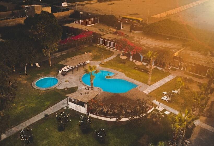 ホテル La Estancia Chincha