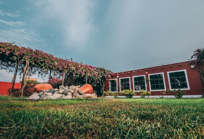 ホテル La Estancia Chincha