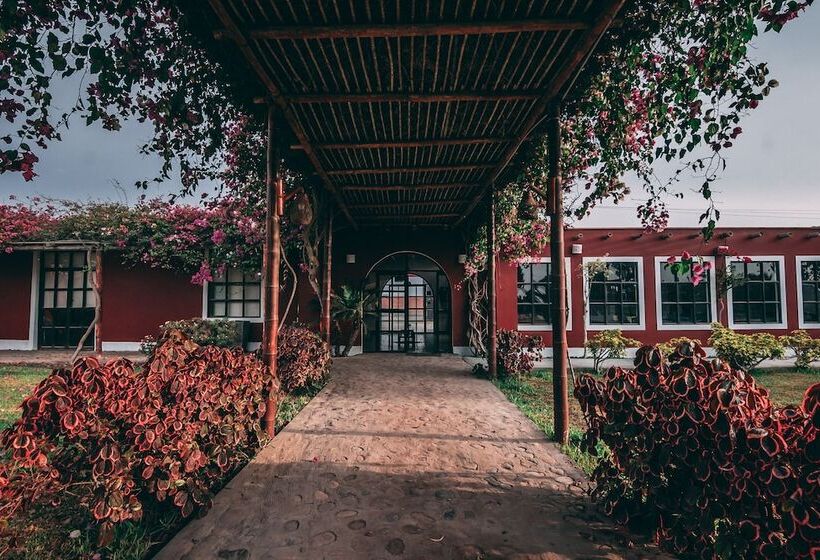 ホテル La Estancia Chincha