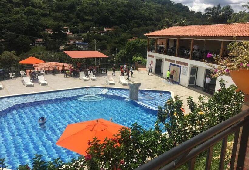 בית מלון כפרי La Montaña San Gil