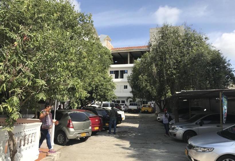 בית מלון כפרי Y Restaurante La Quinta