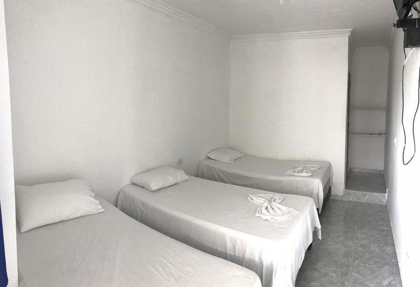 בית מלון כפרי Y Restaurante La Quinta