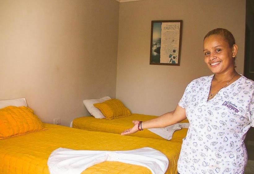 בית מלון כפרי Y Restaurante La Quinta