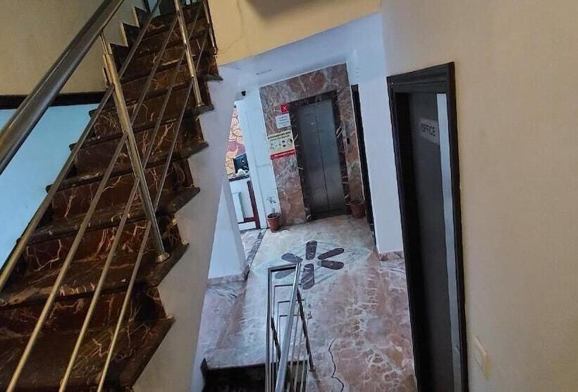 Отель Laxmi Villa Palace