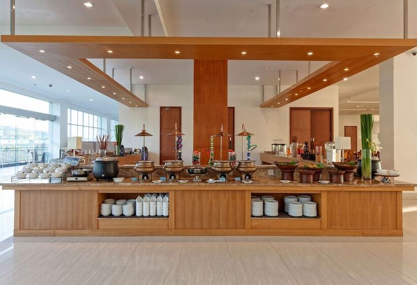 Le Eminence Puncak Hotel Convention & Resort