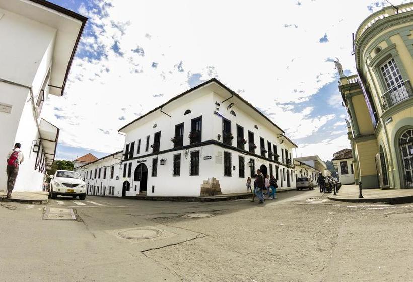 هتل Hostal Balcony