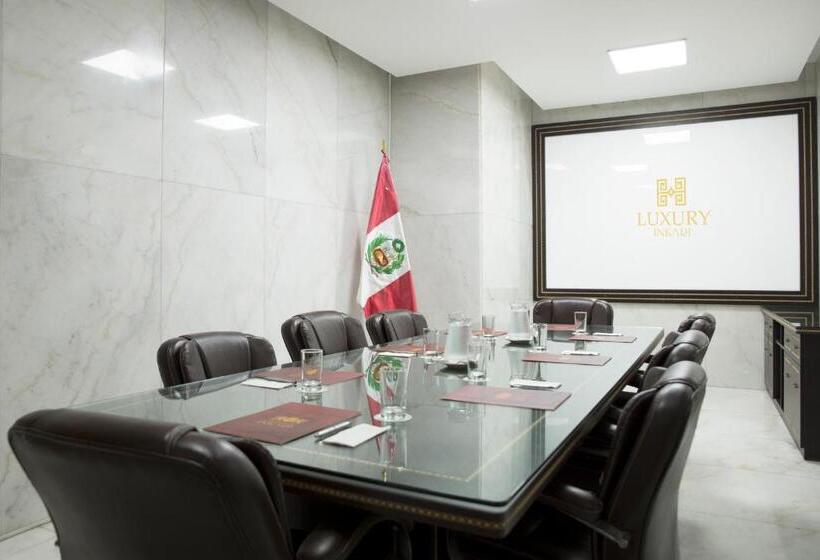 호텔 Luxury Inkari