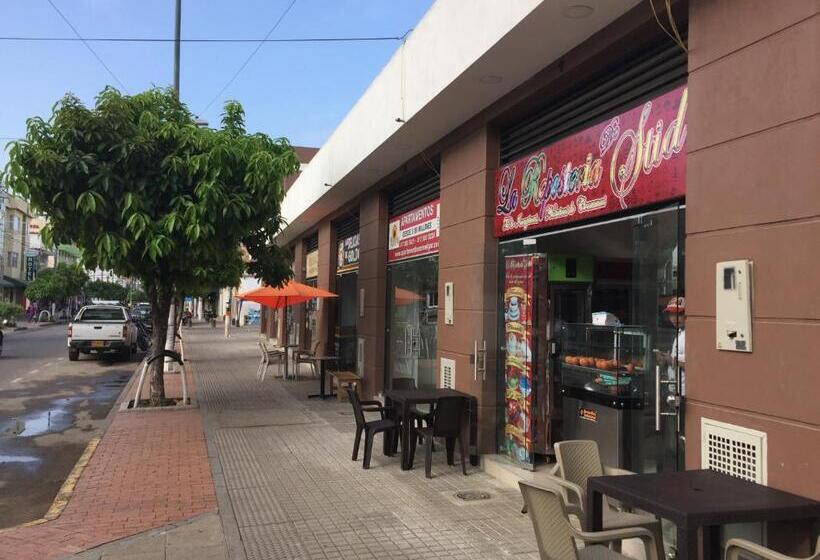 Отель Melgar Plaza