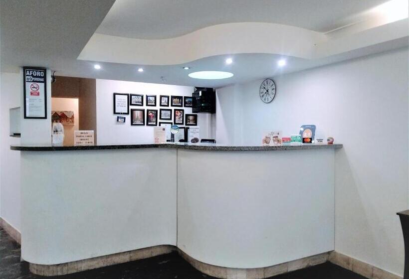 Отель Paris Lima