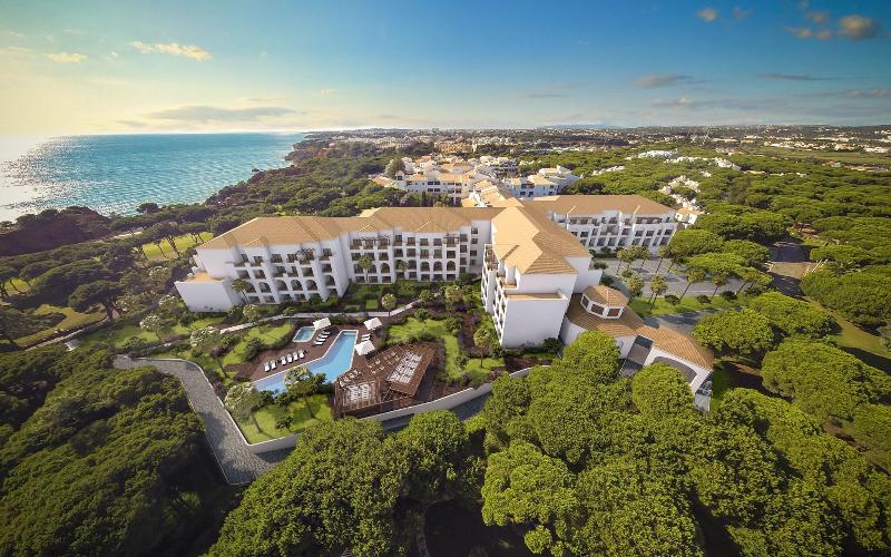 Отель Pine Cliffs Ocean Suites, A Luxury Collection Resort & Spa, Algarve