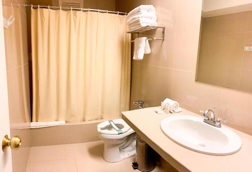 هتل Presidente Huancayo Asociado Casa Andina