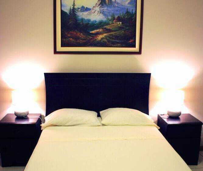 ホテル Residencial Brest Amazon Tarapoto