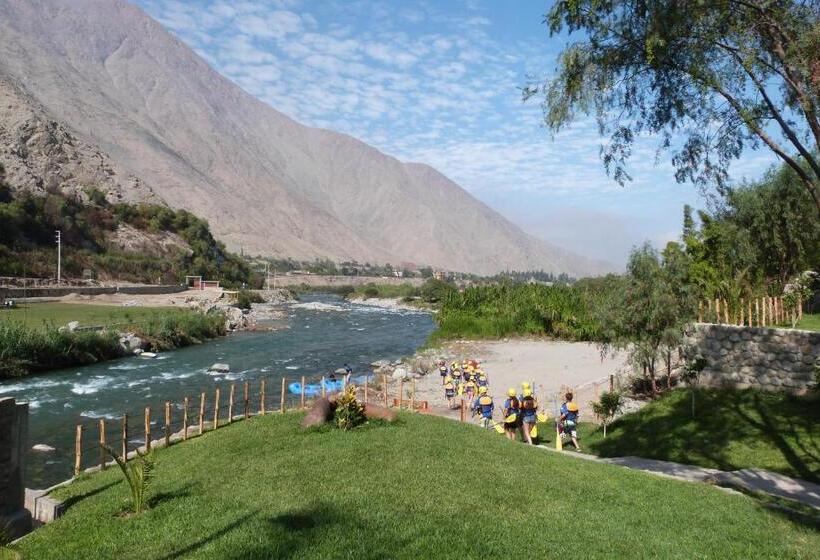 호텔 Rio Lindo Ecolodge