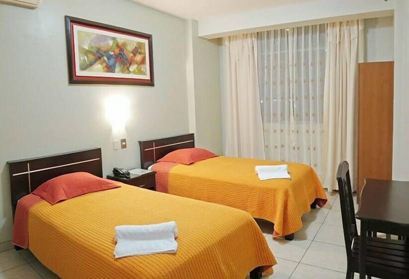 Отель Rivera Del Rio