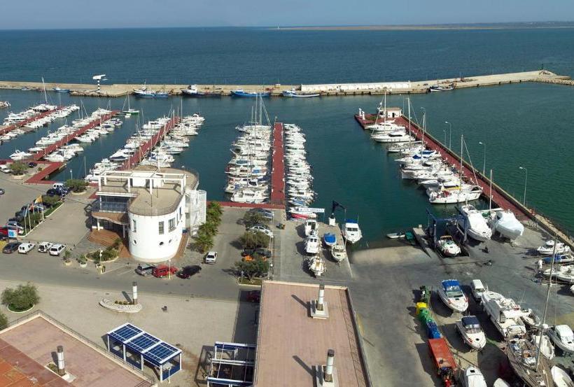 ホテル Roca Plana