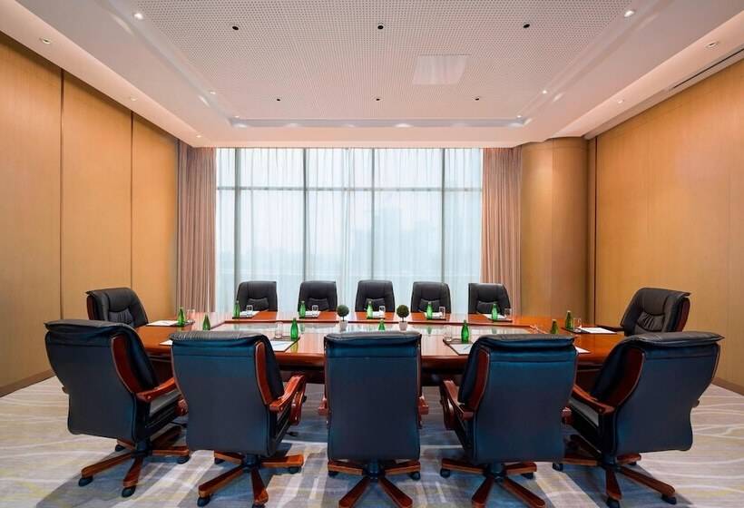 酒店 Sheraton Qingdao West Coast