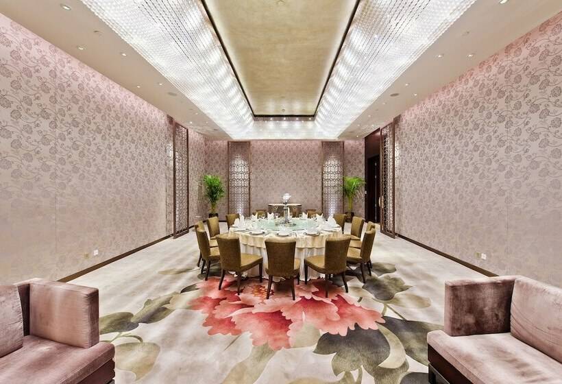 酒店 Sheraton Qingdao West Coast