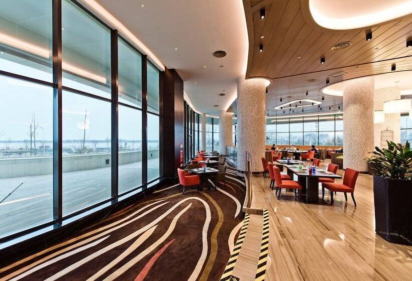 酒店 Sheraton Qingdao West Coast