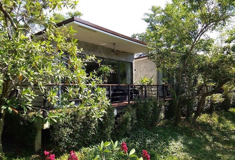 The Touch Green Naiyang Hotel & Fitness