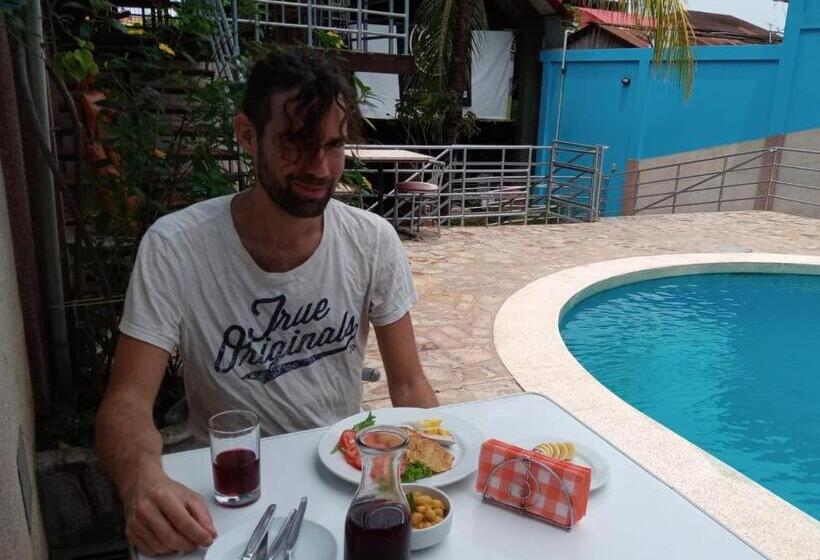 هتل Virrey Pucallpa Eirl