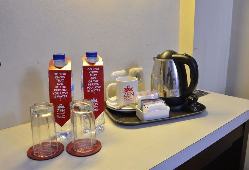 Отель Zen Rooms Kemang Pejaten