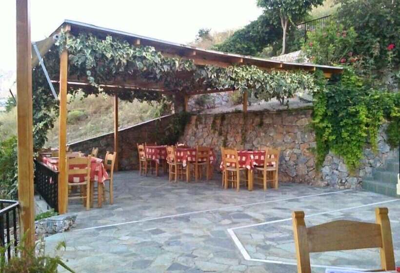 Apartment Hotel Irida