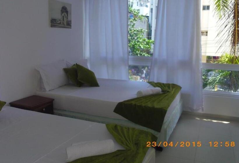 Mintaka Hotel + Lounge