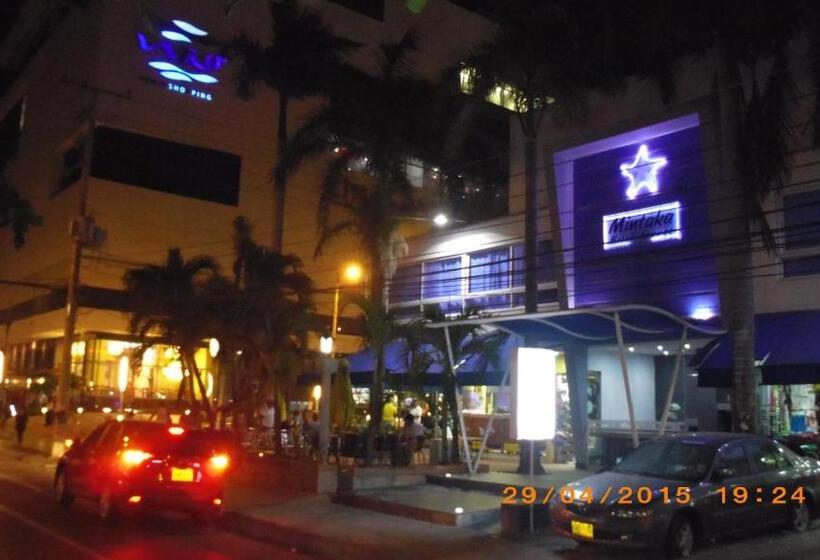 Mintaka Hotel + Lounge