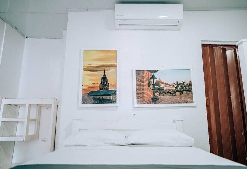 Neos Hotel Cartagena